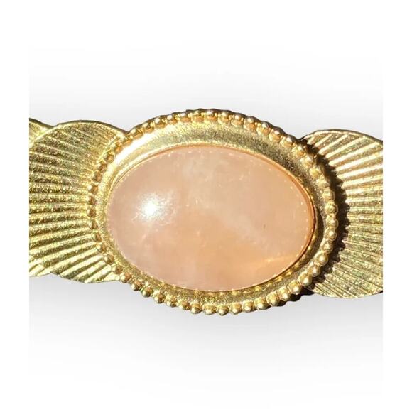 Vintage Rose Quartz Brooch Gold Tone Pink Cabochon Gemstone Shells Pin - Picture 2 of 6